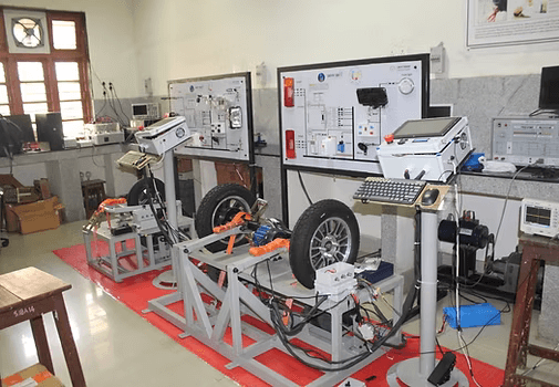 Professional Lab Installation & Setup Services | SkyySkill Labs ...