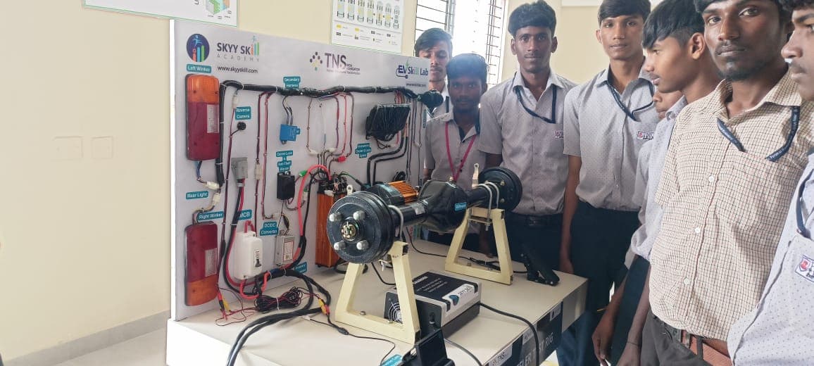 EV lab installed at PMC Tech, Hosur, Tamil Nadu - photo 3 of 3