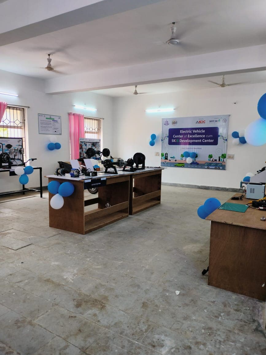 EV lab installed at Government Polytechnic Mayurbhanj, Mayurbhanj, Odisha - photo 3 of 3