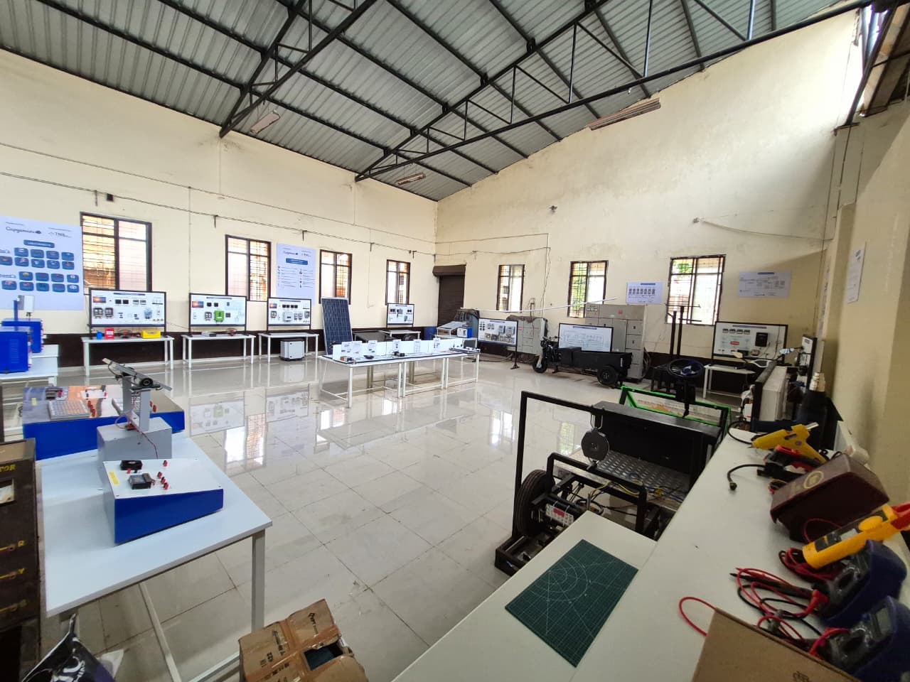 EV & Solar lab installed at TNS Foundation, Maharashtra - photo 4 of 4