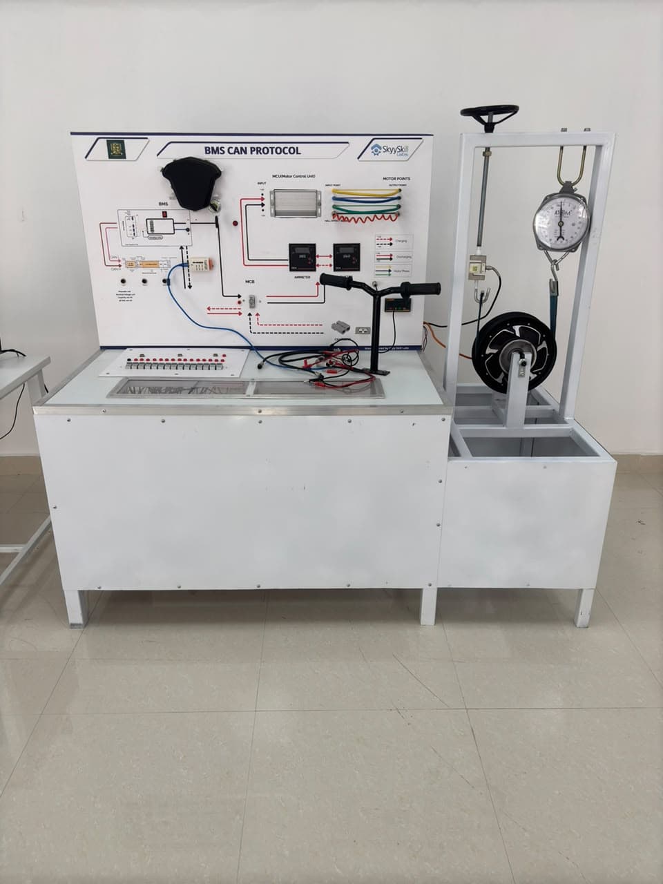 EV lab installed at ARNI University, Himachal Pradesh - photo 3 of 4